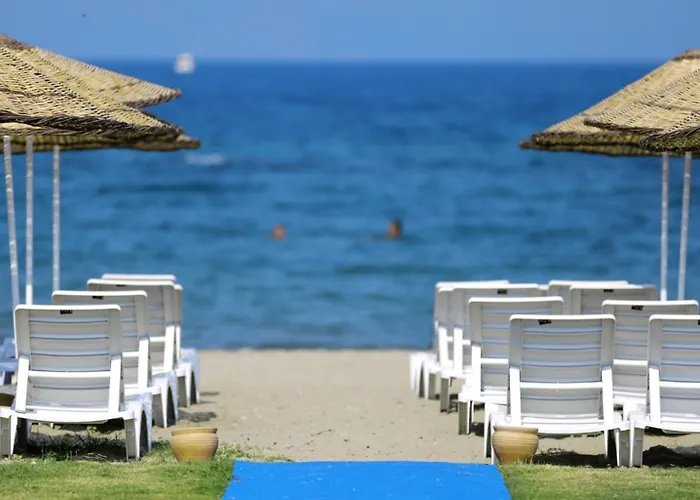 호텔 Clc 쿠사다시 골프 앤 스파 5*