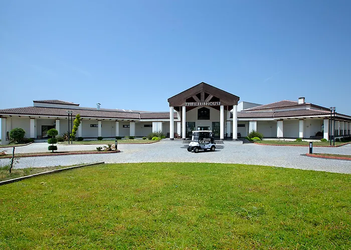 Clc 쿠사다시 골프 앤 스파 5* Soke