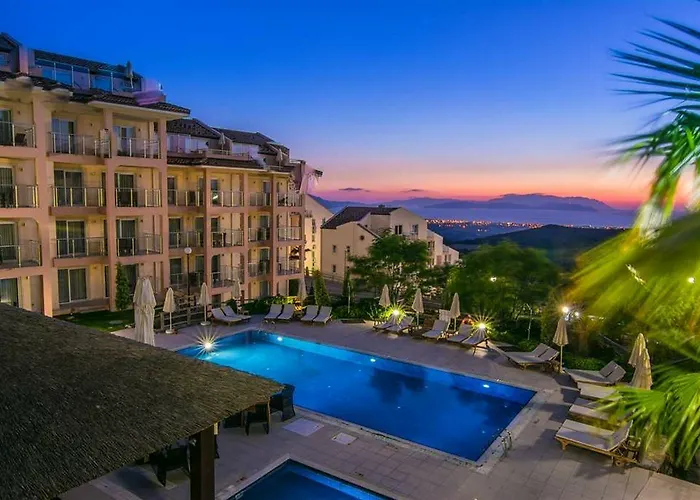 Clc 쿠사다시 골프 앤 스파 5*