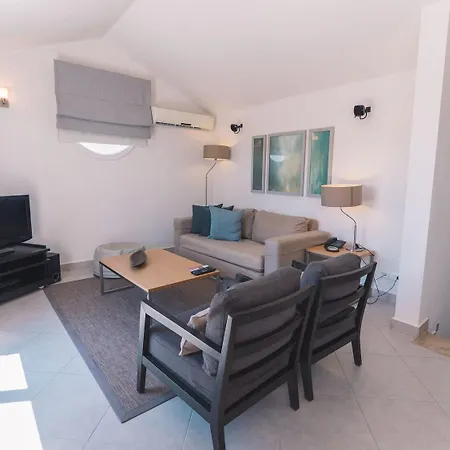 Otel Wyndham Residences Kusadasi Golf And