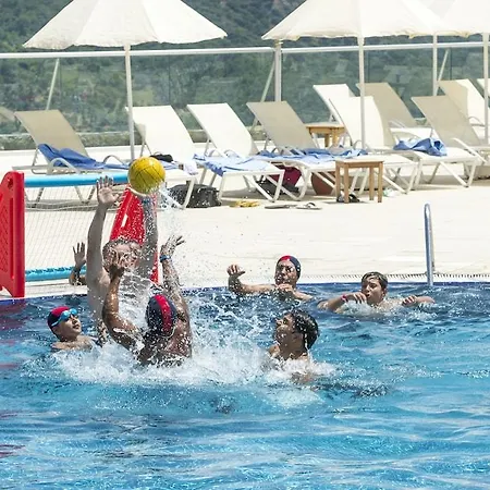 Wyndham Residences Kusadasi Golf And Otel 5*