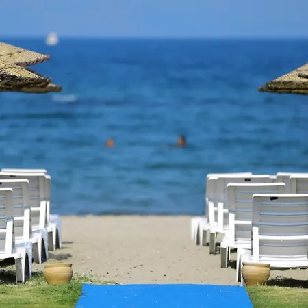 Hotel Wyndham Residences Kusadasi Golf And 5*