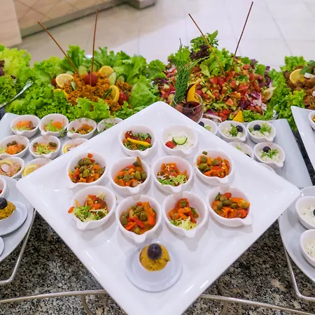 Wyndham Residences Kusadasi Golf And Otel 5*